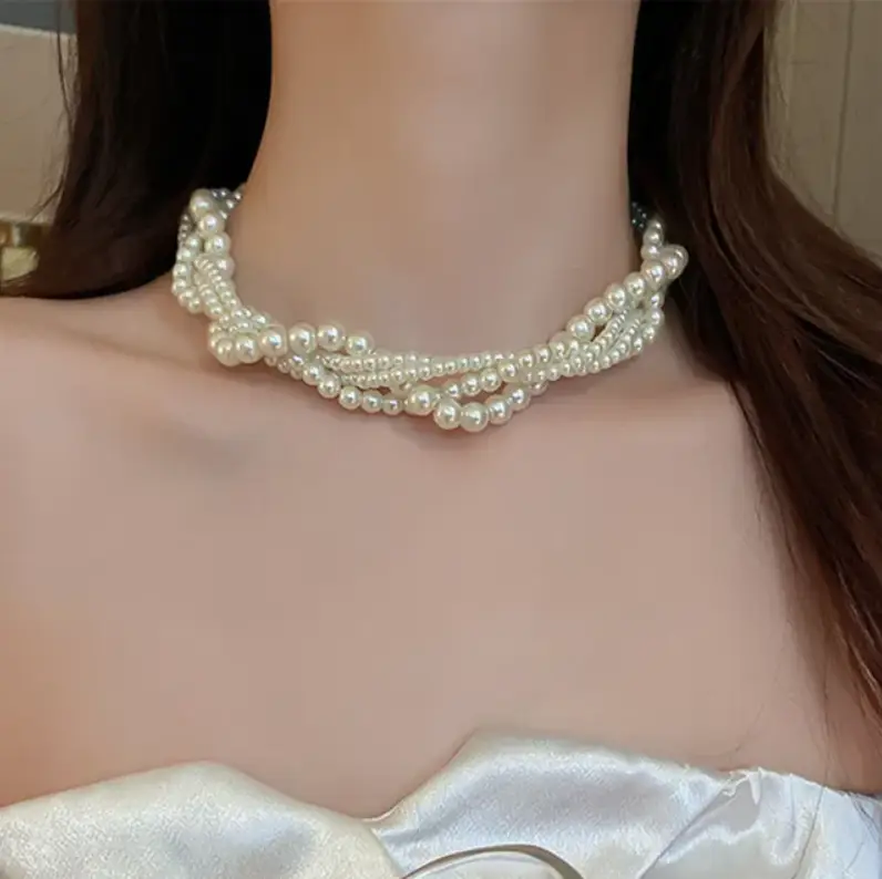 Колье из жемчуга переплетенное Колье из жемчуга переплетенное