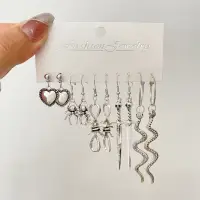 Набор Сережек Скелеты 9 пар