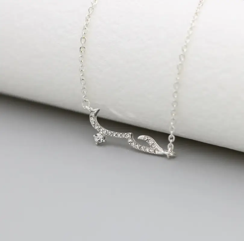 Подвеска Любовь на арабском на цепочке серебристая