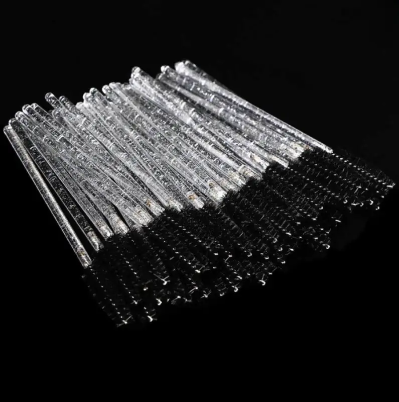 Щеточки для ресниц и бровей 150 штук Щеточки для ресниц и бровей 150 штук