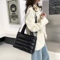 Сумка кросс-боди на плечо болоньевая черная