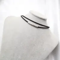 Чокер двойной на шею с металлической вставкой шнурок