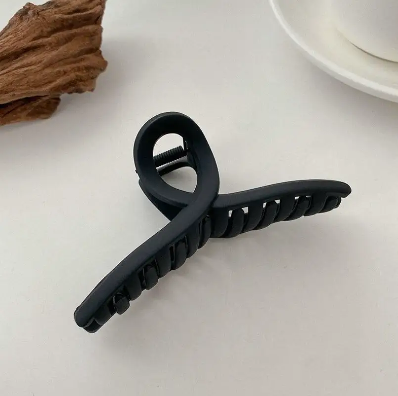 Крабик для волос черный