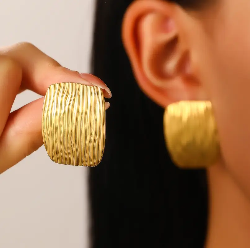 Серьги гвоздики Крупные