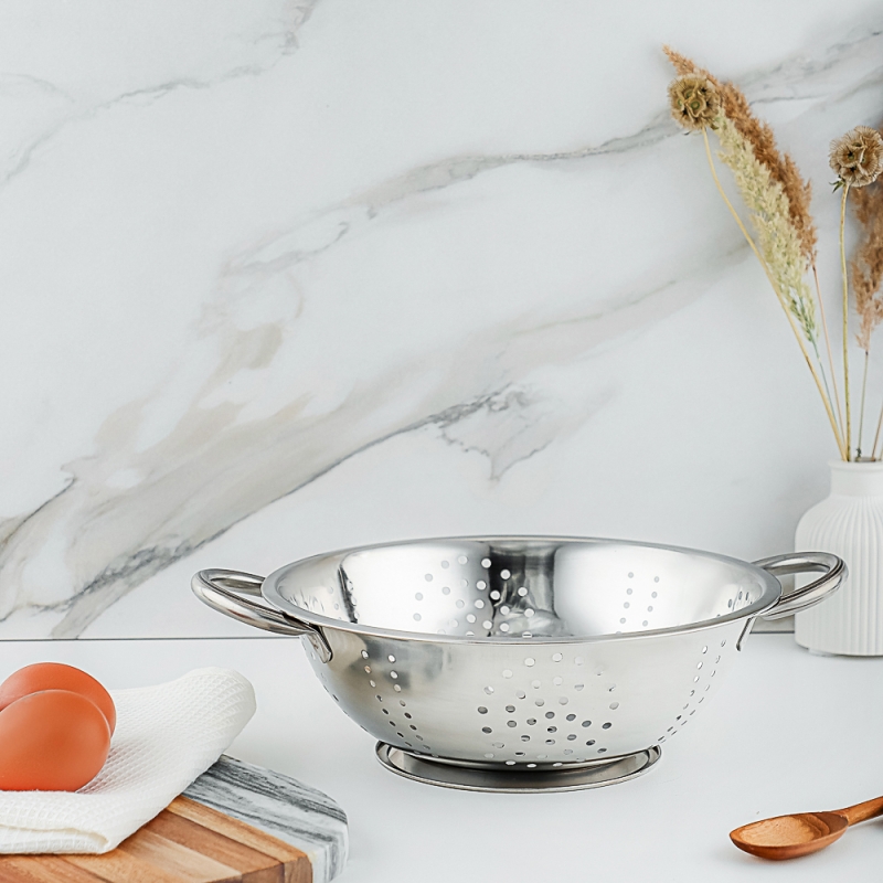 VETTA Дуршлаг на ножке VETTA Дуршлаг на ножке "Классика", нерж.сталь, 24см