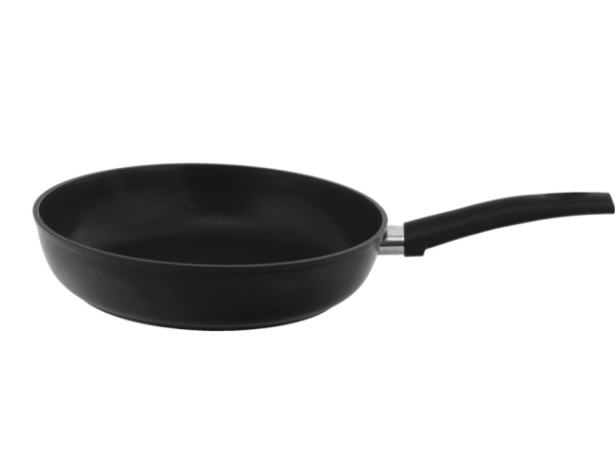 Сковорода HOMECLUB Basic 28см литая, ручка soft-touch Сковорода HOMECLUB Basic 28см литая, ручка soft-touch