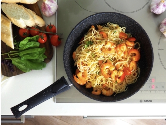 Сковорода HOMECLUB Marble 26см литая со съемной ручкой soft touch HC-26I-SR Сковорода HOMECLUB Marble 26см литая со съемной ручкой soft touch HC-26I-SR