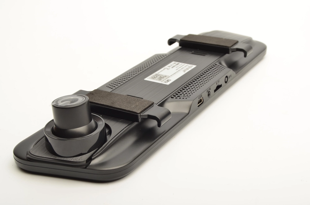 Зеркало заднего вида Видеорегистратор Eplutus D82 Зеркало заднего вида Видеорегистратор Eplutus D82