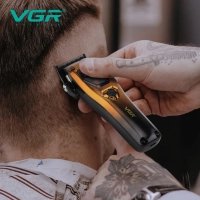 Машинка Набор в кейсе VGR V-668 (3 цвета)