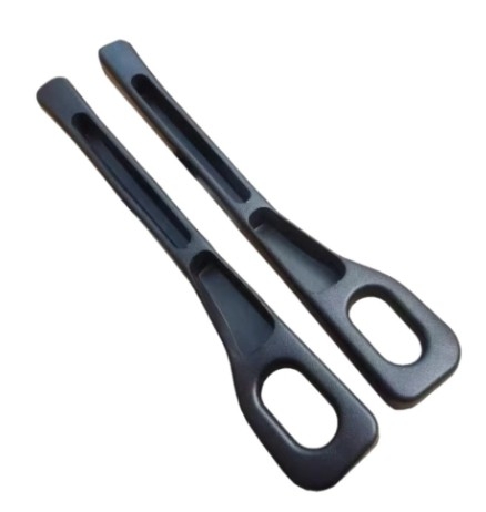 Заглушка между сиденьями автомобиля Заглушка между сиденьями автомобиля