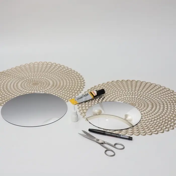 Набор интерьерных зеркал для декорирования, 5 шт, d = 14 см Набор интерьерных зеркал для декорирования, 5 шт, d = 14 см