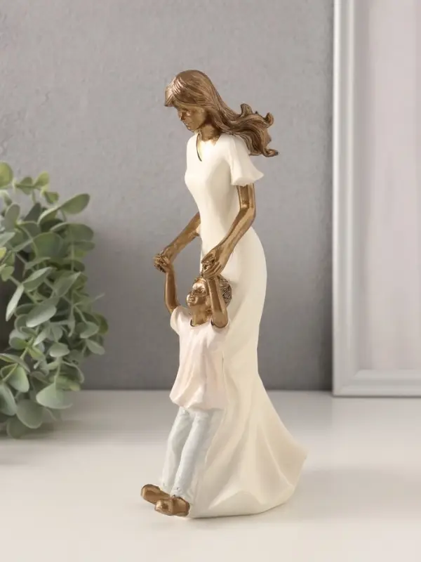 Сувенир полистоун  Сувенир полистоун "Мама с сыном" 11,5х7,5х22 см