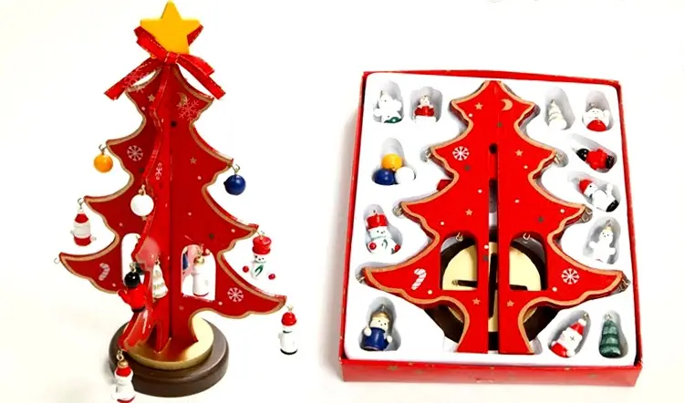 Елка деревянная настольная с игрушками, 23 см Елка деревянная настольная с игрушками, 23 см