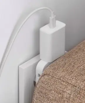 Тройник для розетки плоский поворотный 180, переходник