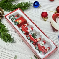 Новогодний паровозик 3 вагонч.20*5см Новогодний паровозик 3 вагонч.20*5см