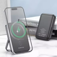 Внешний аккумулятор BJ51 с MagSafe и подставкой 5000 mAh Внешний аккумулятор BJ51 с MagSafe и подставкой 5000 mAh