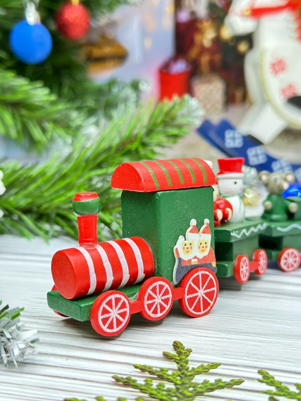 Новогодний паровозик 3 вагонч.20*5см Новогодний паровозик 3 вагонч.20*5см