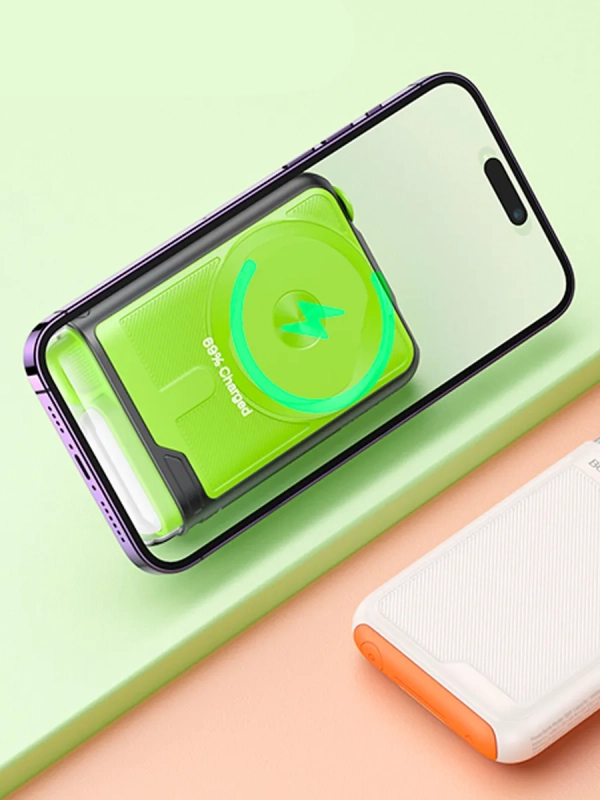 Внешний аккумулятор 3 в 1 BJ69 с MagSafe Внешний аккумулятор 3 в 1 BJ69 с MagSafe