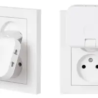 Тройник для розетки плоский поворотный 180, переходник