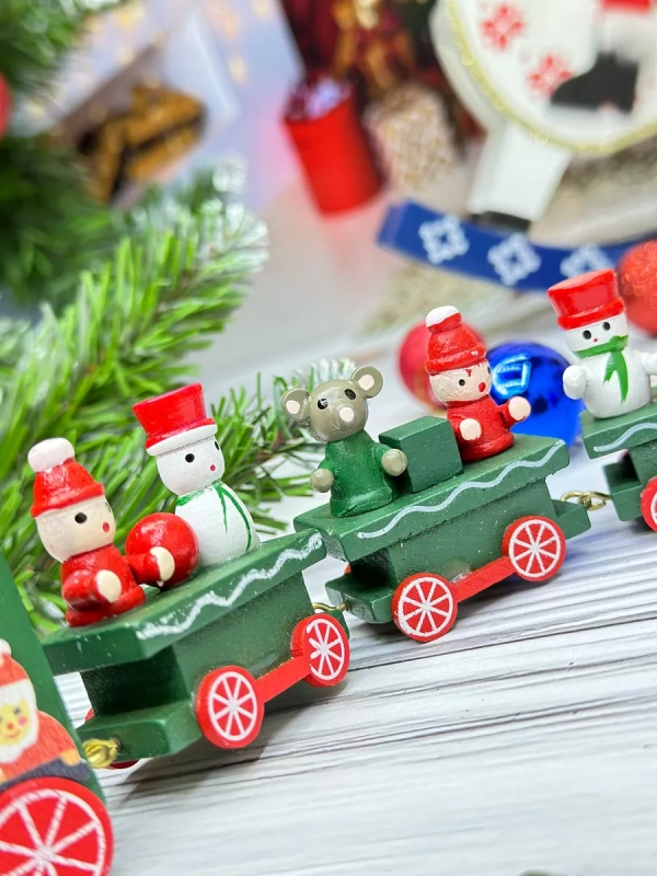 Новогодний паровозик 3 вагонч.20*5см Новогодний паровозик 3 вагонч.20*5см