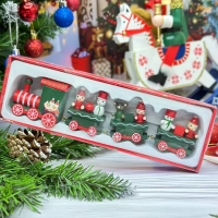 Новогодний паровозик 3 вагонч.20*5см Новогодний паровозик 3 вагонч.20*5см