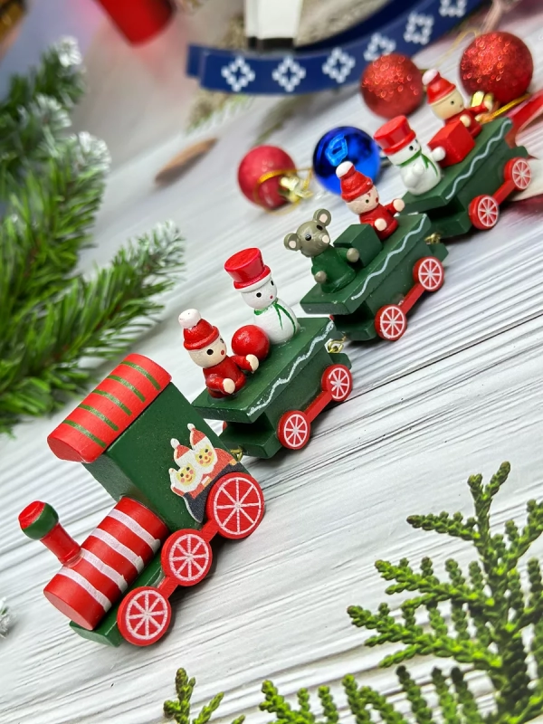 Новогодний паровозик 3 вагонч.20*5см Новогодний паровозик 3 вагонч.20*5см