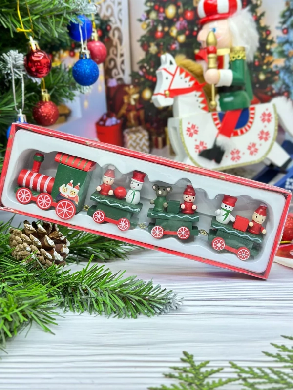 Новогодний паровозик 3 вагонч.20*5см Новогодний паровозик 3 вагонч.20*5см