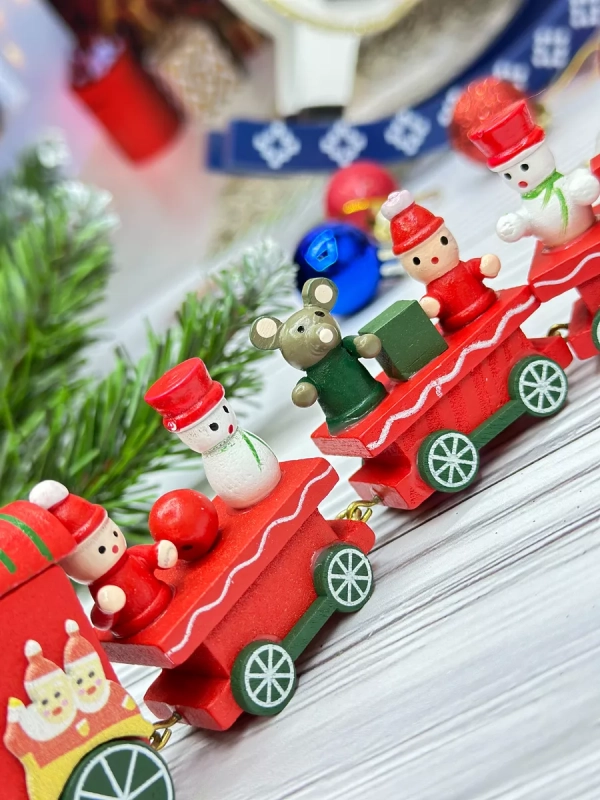 Новогодний паровозик 3 вагонч.20*5см Новогодний паровозик 3 вагонч.20*5см