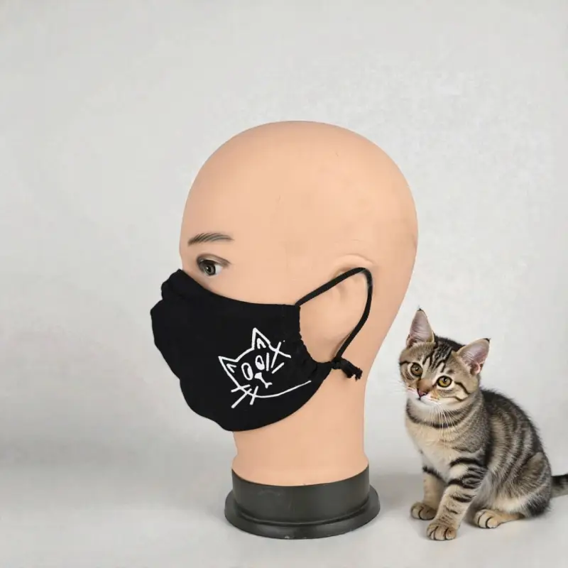 Маска многоразовая двухслойная лого котик (ткань,100% х/б) Маска многоразовая двухслойная лого котик (ткань,100% х/б)