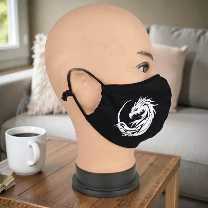 Маска многоразовая двухслойная лого дракон (ткань,100% х/б) Маска многоразовая двухслойная лого дракон (ткань,100% х/б)