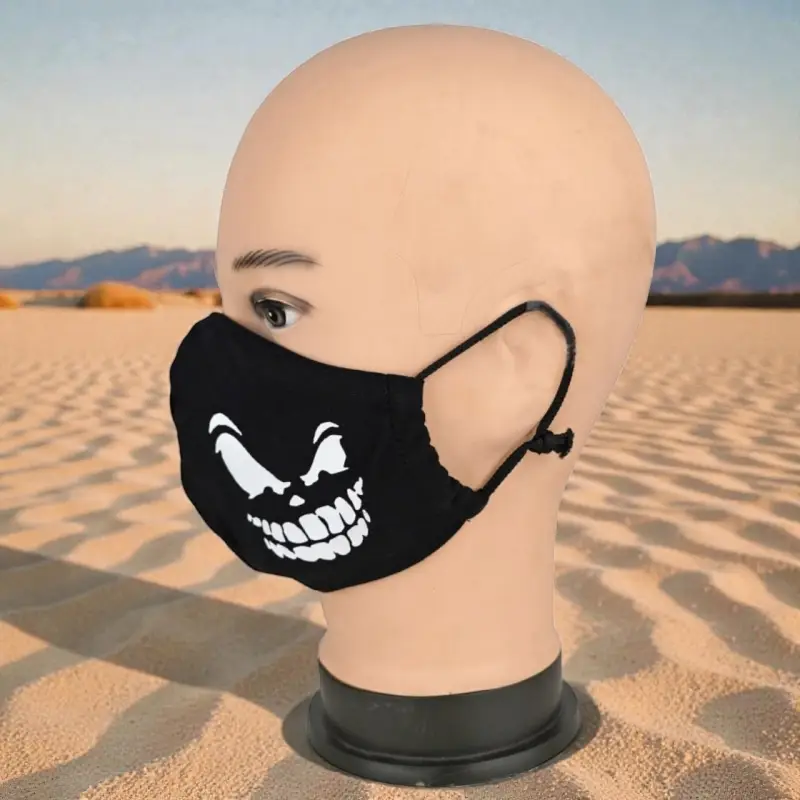 Маска многоразовая двухслойная лого зубы (ткань,100% х/б) Маска многоразовая двухслойная лого зубы (ткань,100% х/б)